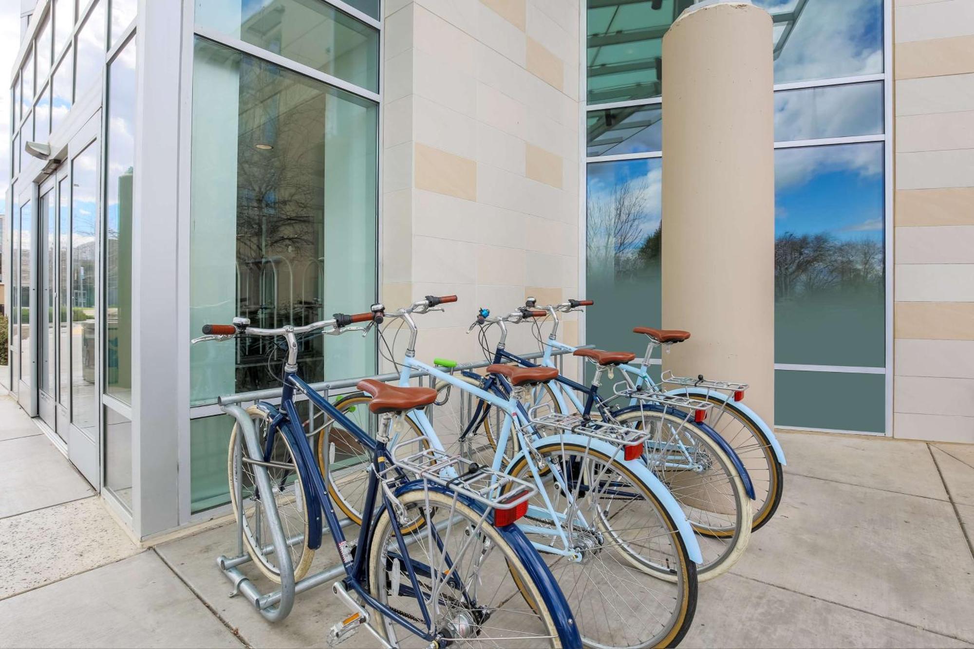 Hyatt Place Uc Davis Kültér fotó